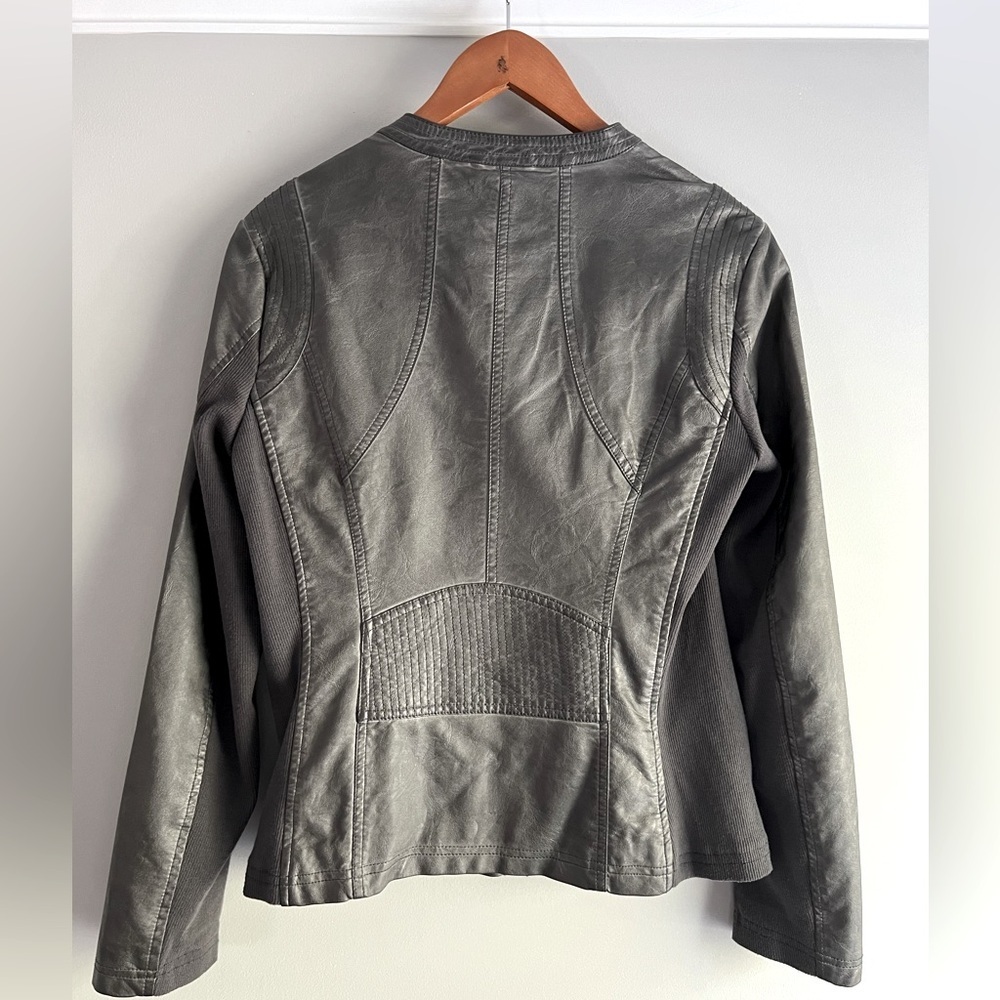 NWT Shelby Collection Grey Faux Leather Moto Jacket Medium - Picture 3 of 11